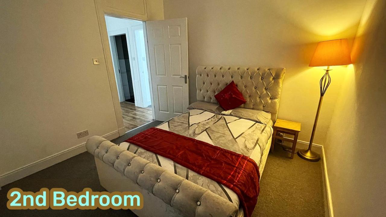 2 Bedrooms Entire Apartment Self Check In Kelty Ngoại thất bức ảnh