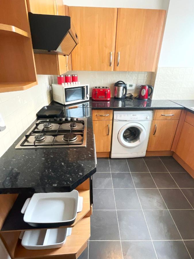 2 Bedrooms Entire Apartment Self Check In Kelty Ngoại thất bức ảnh